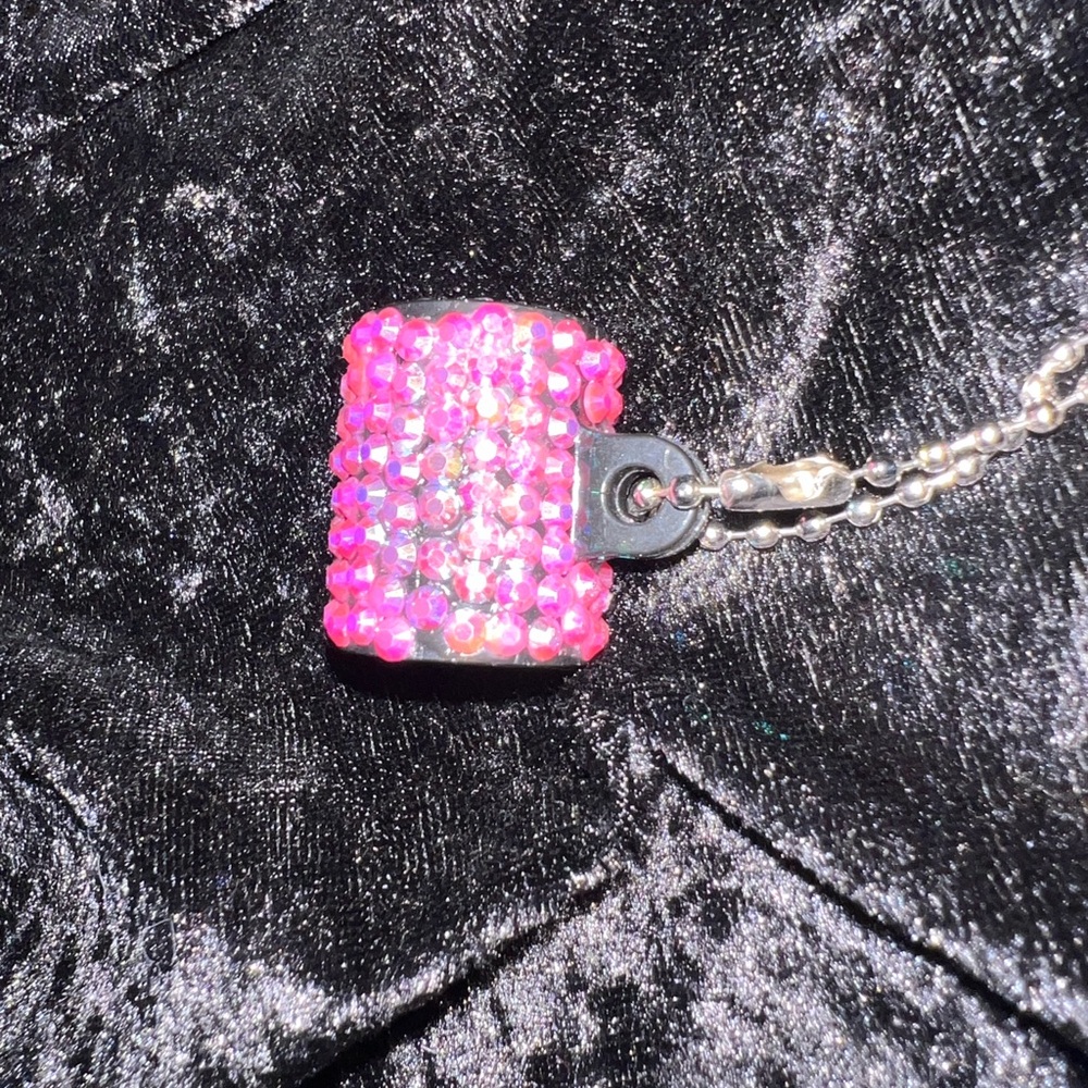 PINK HEART -Cut in Style: Cigar Splitters – Personalize Your Smoking Experience!